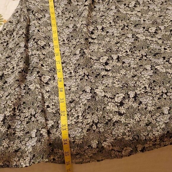 H&M green floral long sleeve dress size Medium - Picture 10 of 11